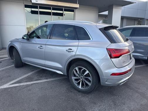 2023 Audi Q5 45 S line Premium Plus