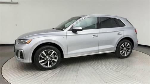 2023 Audi Q5 45 S line Premium Plus