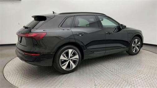 2024 Audi Q8 e-tron Premium