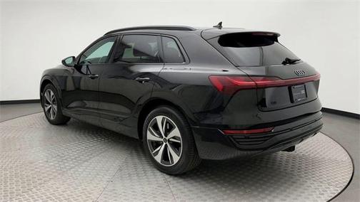 2024 Audi Q8 e-tron Premium