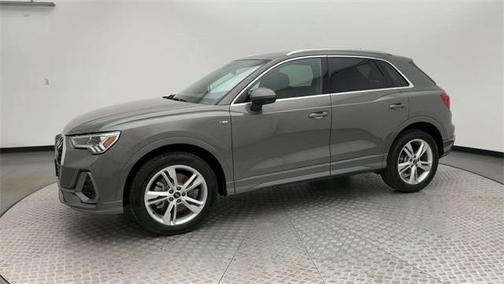 2022 Audi Q3 45 S line Premium Plus