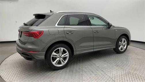 2022 Audi Q3 45 S line Premium Plus