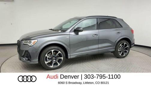 Daytona Gray Pearl Effect 2025 Audi Q3 45 S line Premium Plus