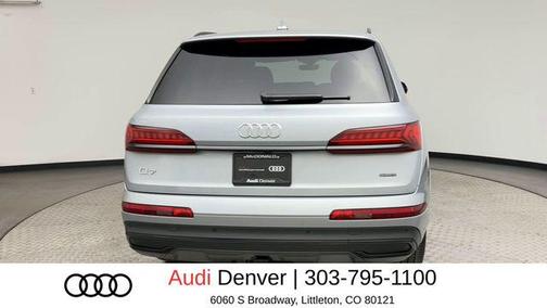 Satellite Silver Metallic 2023 Audi Q7 55 Prestige