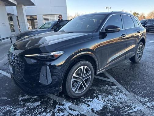 2025 Audi Q5 Premium Plus TFSI quattro S tronic