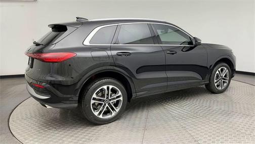 2025 Audi Q5 Premium Plus TFSI quattro S tronic