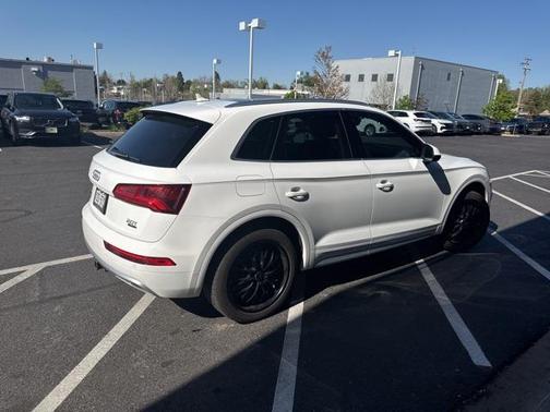 2018 Audi Q5 2.0T Premium Plus