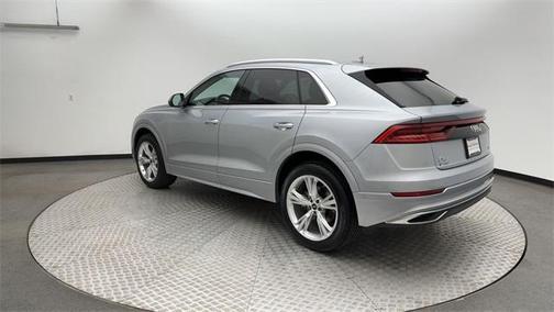 2022 Audi Q8 55 Premium