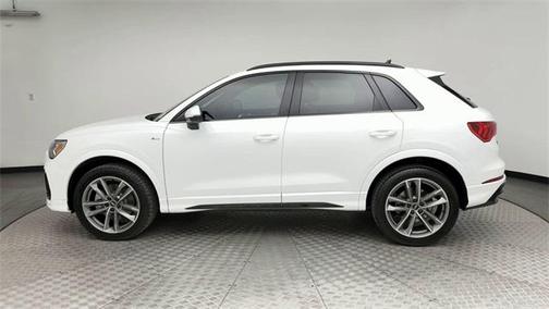 2022 Audi Q3 45 S line Premium Plus