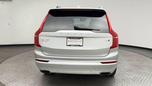 Bright Silver Metallic 2018 Volvo XC90 T6 Momentum