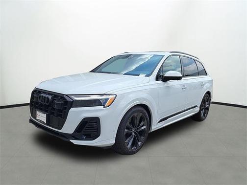 2025 Audi Q7 55 Premium Plus