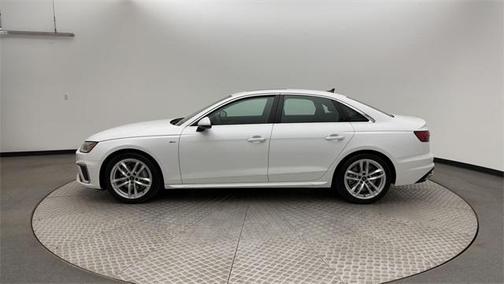 2024 Audi A4 45 S line Premium