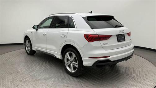 2024 Audi Q3 Premium 45 TFSI S line quattro Tiptronic