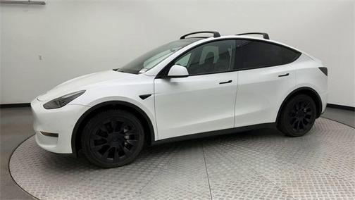 2022 Tesla Model Y Long Range Dual Motor All-Wheel Drive