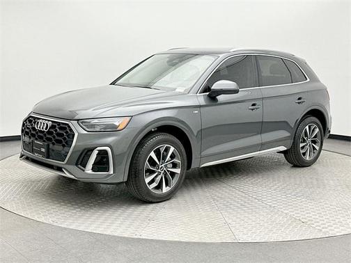 2023 Audi Q5 45 S line Premium