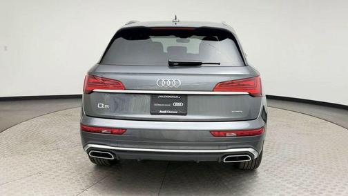 2023 Audi Q5 45 S line Premium