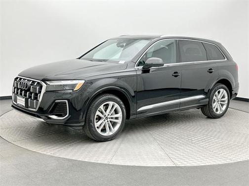 2025 Audi Q7 55 Premium Plus