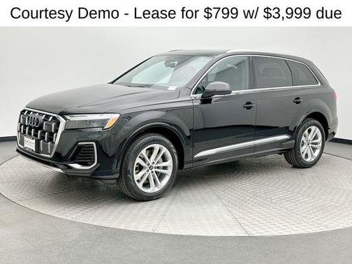 2025 Audi Q7 55 Premium Plus