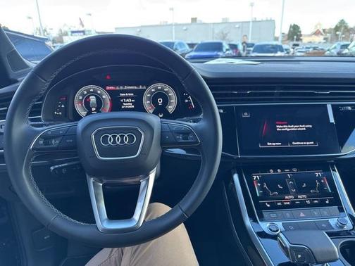 2025 Audi Q7 55 Premium Plus