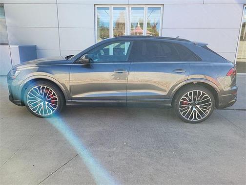 2026 Audi SQ8 4.0T Prestige