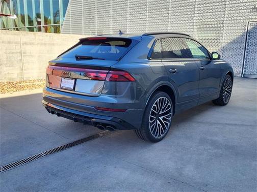 2026 Audi SQ8 4.0T Prestige