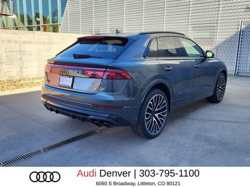 Daytona Gray Pearl Effect 2026 Audi SQ8 4.0T Prestige