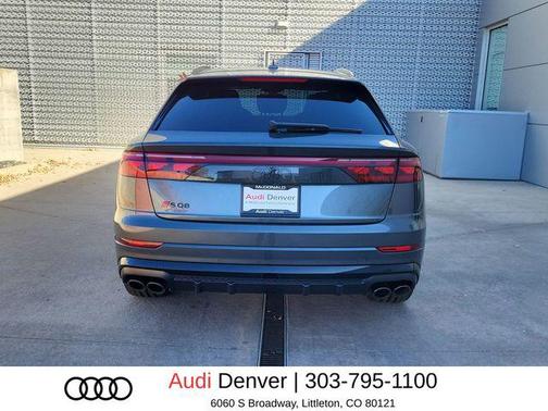 Daytona Gray Pearl Effect 2026 Audi SQ8 4.0T Prestige