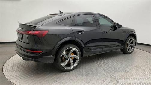 2022 Audi e-tron S Prestige