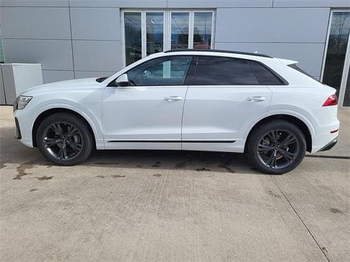 2026 Audi Q8 55 Premium