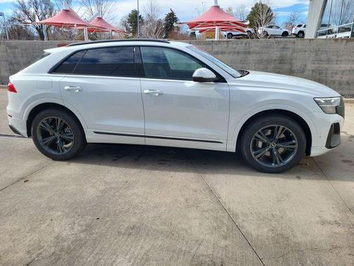 2026 Audi Q8 55 Premium