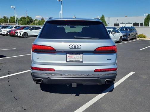 2025 Audi Q7 55 Premium Plus