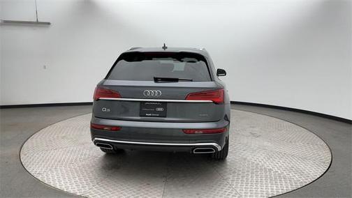 2022 Audi Q5 45 S line Premium Plus