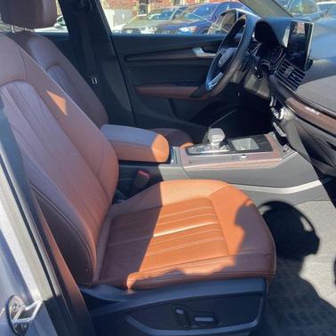 2022 Audi Q5 45 S line Premium