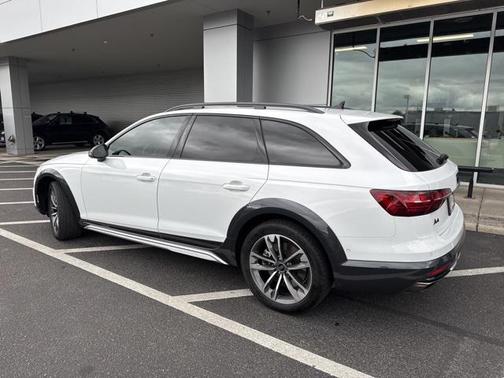 2024 Audi A4 allroad Prestige 45 TFSI quattro S tronic