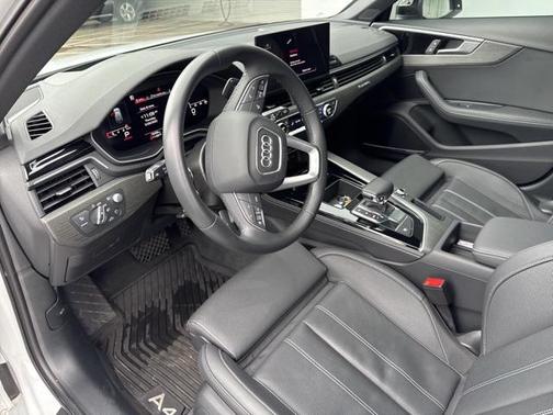 2024 Audi A4 allroad Prestige 45 TFSI quattro S tronic