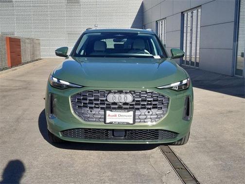 2025 Audi Q5 Premium TFSI quattro S tronic