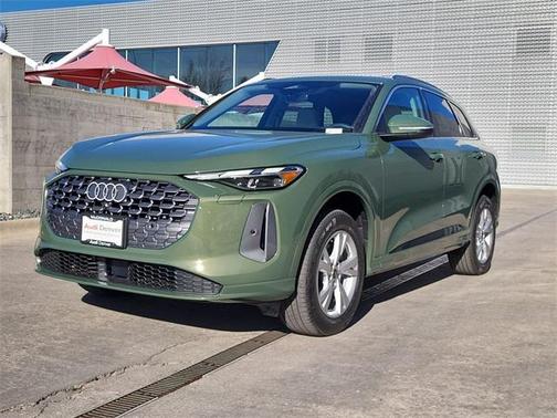 2025 Audi Q5 Premium TFSI quattro S tronic