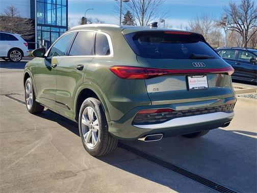 2025 Audi Q5 Premium TFSI quattro S tronic