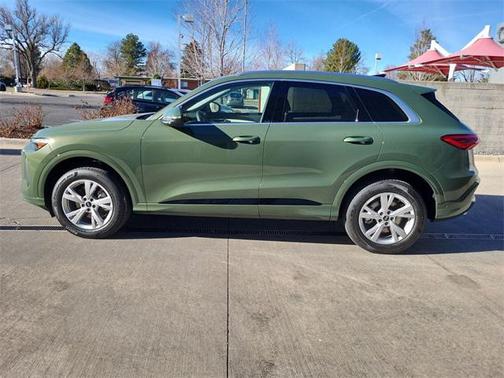 2025 Audi Q5 Premium TFSI quattro S tronic