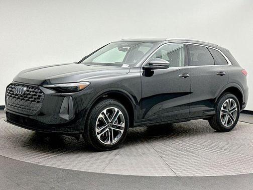 2025 Audi Q5 Premium TFSI quattro S tronic