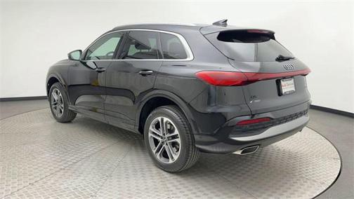 2025 Audi Q5 Premium TFSI quattro S tronic