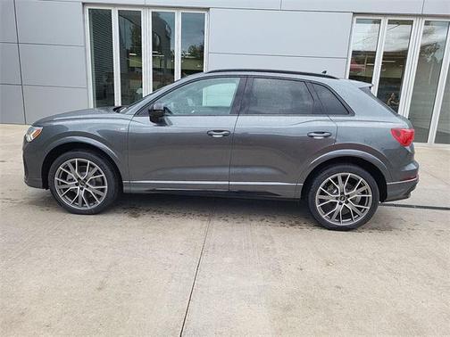 2025 Audi Q3 45 S line Premium Plus