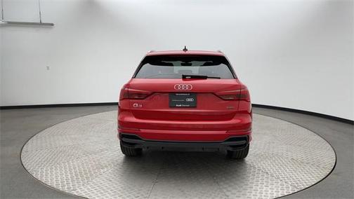 2024 Audi Q3 Premium 45 TFSI S line quattro Tiptronic