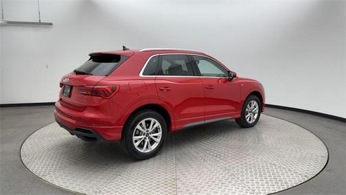 2024 Audi Q3 Premium 45 TFSI S line quattro Tiptronic