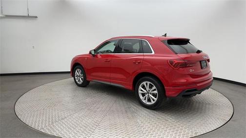 2024 Audi Q3 Premium 45 TFSI S line quattro Tiptronic