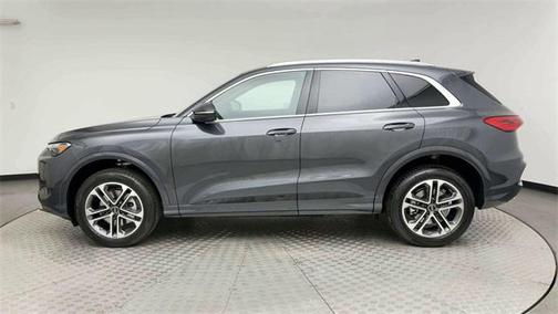 2025 Audi Q5 Premium TFSI quattro S tronic