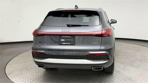 2025 Audi Q5 Premium TFSI quattro S tronic