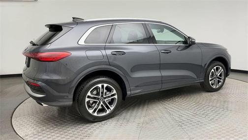 2025 Audi Q5 Premium TFSI quattro S tronic