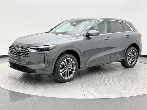 2025 Audi Q5 Premium TFSI quattro S tronic