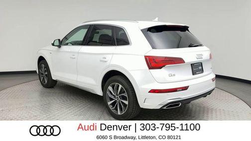 Ibis White 2023 Audi Q5 45 S line Premium